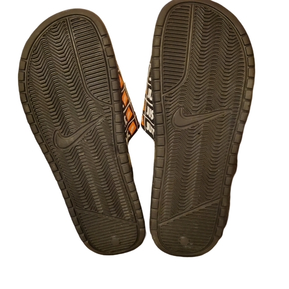 Men's Nike jdi slides, size 10 - Picture 2 of 3